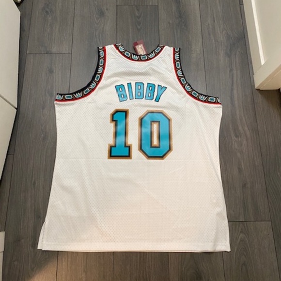 Mitchell & Ness Vancouver Grizzlies Mike Bibby White Jersey NWT - Picture 6 of 8